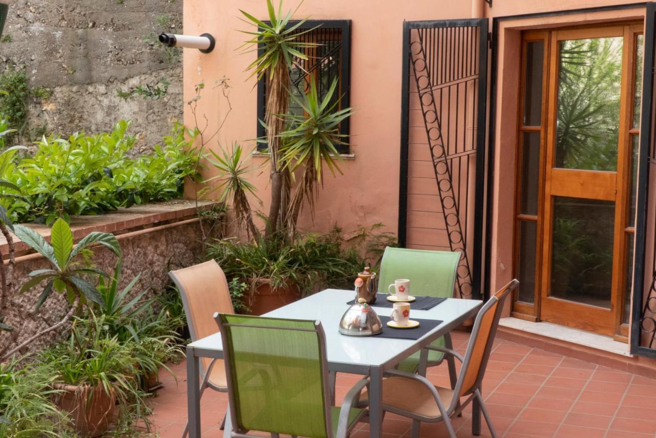 Bed And Breakfast Josepha Taormina Kültér fotó