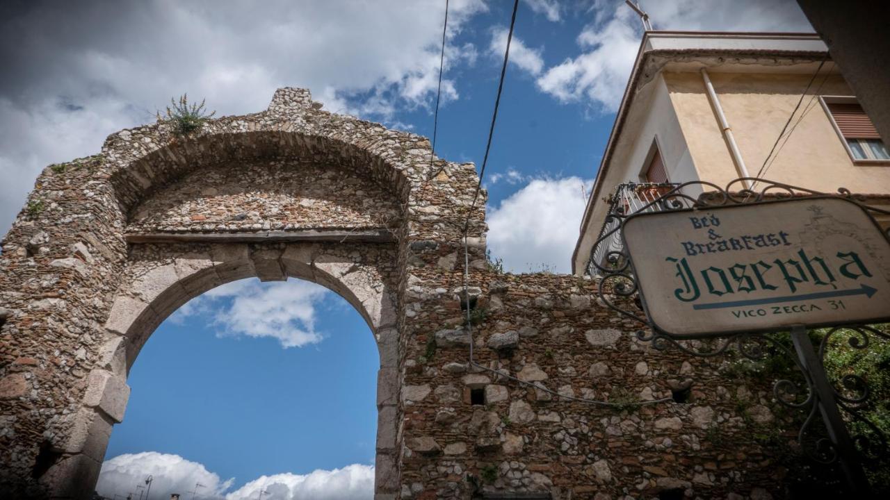 Bed And Breakfast Josepha Taormina Kültér fotó